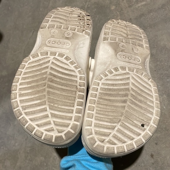 Crocs - Picture 3 of 4